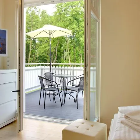 Tomis Fischerkate Ferienhaus Prerow